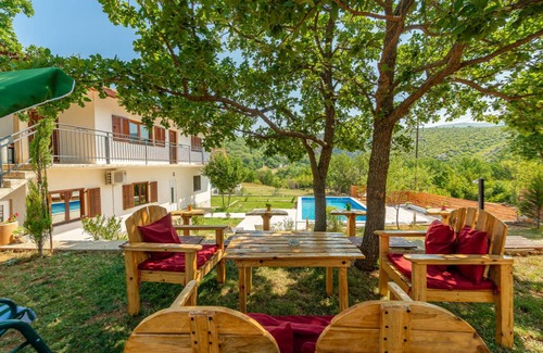 Obrovac House | 107 m² House ∙ 3 bedrooms ∙ 8 guests
