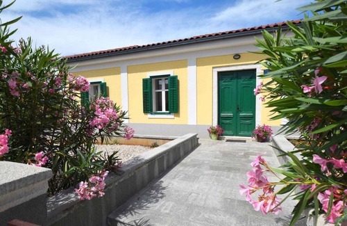 Bogovici House | 110 m² House ∙ 3 bedrooms ∙ 6 guests