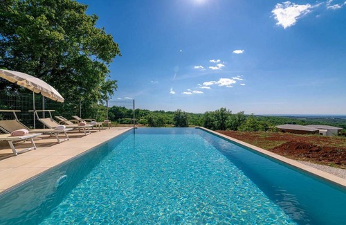 Vizinada House | 110 m² House ∙ 3 bedrooms ∙ 5 guests