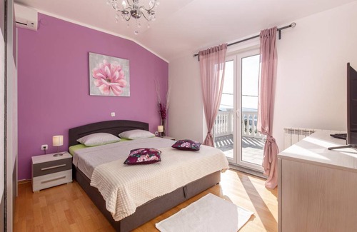 Smrika House | 111 m² Maisonette ∙ 3 bedrooms ∙ 7 guests