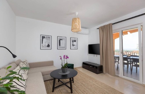 Fuskulin House | 115 m² House ∙ 3 bedrooms ∙ 10 guests