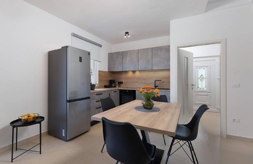 Fuskulin House | 115 m² House ∙ 3 bedrooms ∙ 10 guests