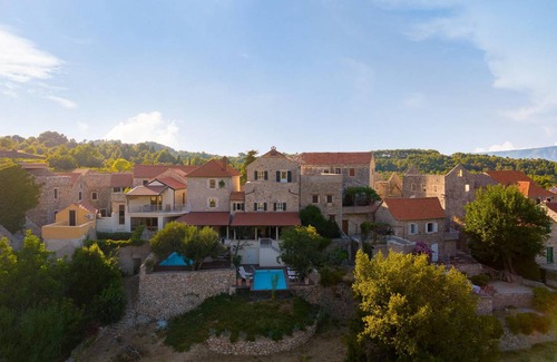 Pitve House | 120 m² House ∙ 2 bedrooms ∙ 6 guests