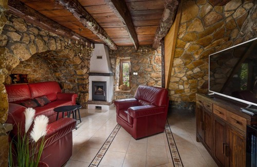 Rasopasno House | 120 m² House ∙ 3 bedrooms ∙ 6 guests