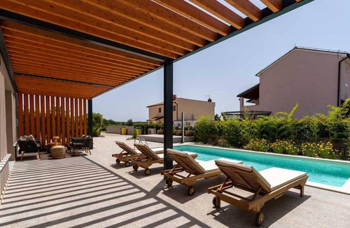 Cervar House | 120 m² Maisonette ∙ 3 bedrooms ∙ 6 guests