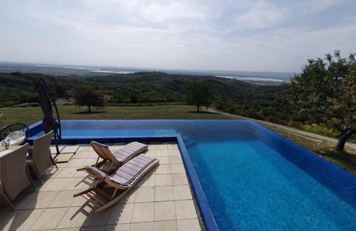 Brod-Posavina Villa | 120 m² Villa ∙ 1 bedroom ∙ 4 guests
