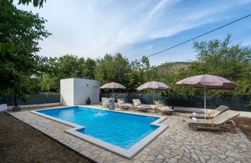 Labin Villa | 120 m² Villa ∙ 3 bedrooms ∙ 7 guests