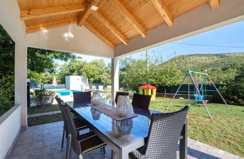 Labin Villa | 120 m² Villa ∙ 3 bedrooms ∙ 7 guests
