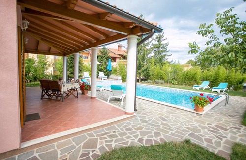 Laginji Villa | 120 m² Villa ∙ 4 bedrooms ∙ 8 guests