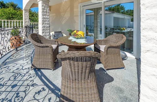 Kastel Apartment | 121 m² Apartment ∙ 2 bedrooms ∙ 4 guests