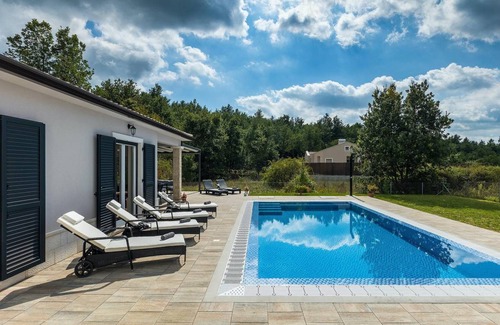 Paradiz House | 124 m² House ∙ 3 bedrooms ∙ 8 guests