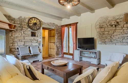 Zabrezani House | 124 m² Maisonette ∙ 4 bedrooms ∙ 8 guests
