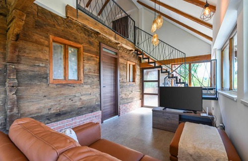 Mace House | 128 m² House ∙ 3 bedrooms ∙ 8 guests