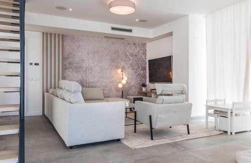 Sibenik House | 130 m² House ∙ 2 bedrooms ∙ 4 guests
