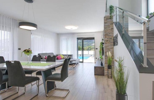 Jurandvor Villa | 130 m² Villa ∙ 3 bedrooms ∙ 8 guests