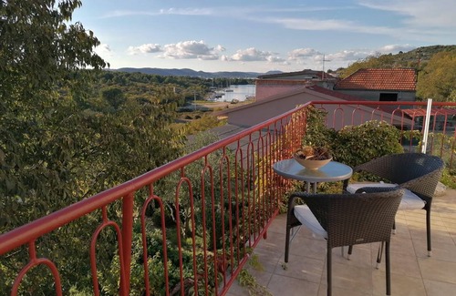 Bilice House | 135 m² House ∙ 4 bedrooms ∙ 8 guests