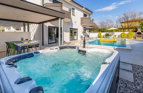 Stinjan House | 136 m² House ∙ 4 bedrooms ∙ 8 guests