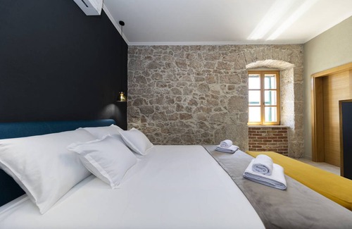 Municipality of Murter Apartment | 140 m² Apartment ∙ 3 bedrooms ∙ 6 guests
