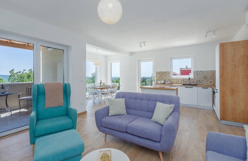 Baredine House | 140 m² House ∙ 3 bedrooms ∙ 6 guests