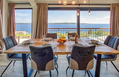 Zavala House | 140 m² House ∙ 3 bedrooms ∙ 8 guests