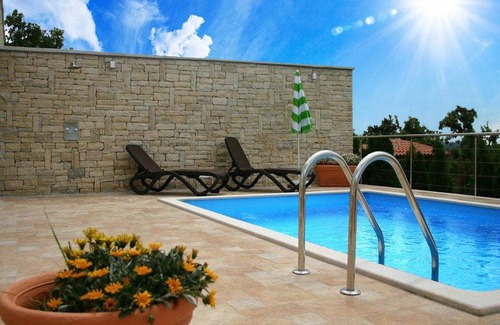 Kastelir House | 140 m² House ∙ 3 bedrooms ∙ 6 guests