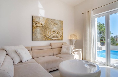 Martinscica Villa | 140 m² Villa ∙ 3 bedrooms ∙ 7 guests