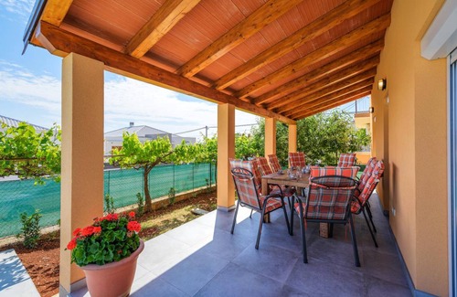 Sikici House | 142 m² Maisonette ∙ 4 bedrooms ∙ 10 guests