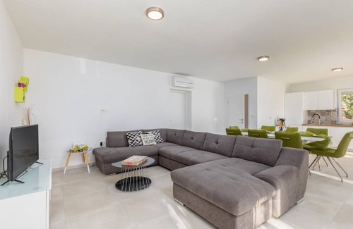 Sikici House | 142 m² Maisonette ∙ 4 bedrooms ∙ 10 guests