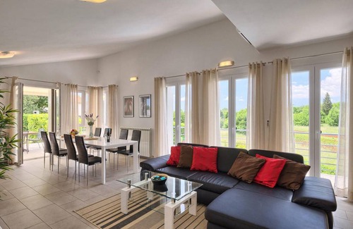 Bicici House | 146 m² House ∙ 3 bedrooms ∙ 7 guests