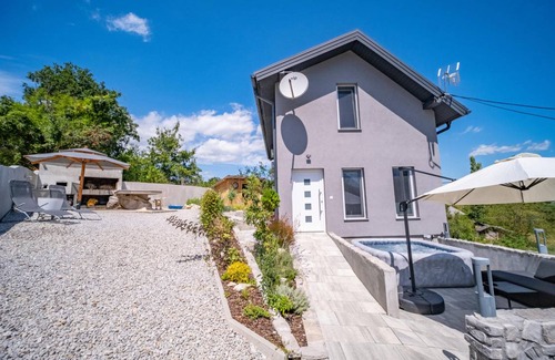 Donji Skrad House | 147 m² House ∙ 4 bedrooms ∙ 8 guests