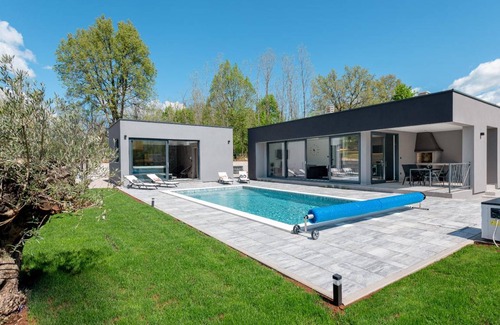 Zupanici House | 150 m² House ∙ 2 bedrooms ∙ 6 guests