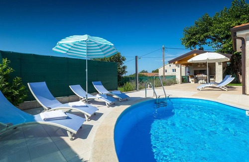 Kosinozici House | 150 m² House ∙ 3 bedrooms ∙ 8 guests
