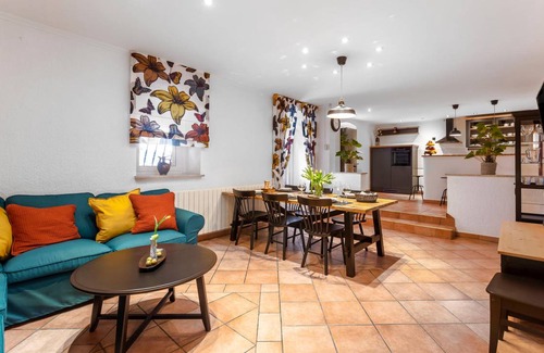 Buzdohanj House | 150 m² House ∙ 4 bedrooms ∙ 6 guests