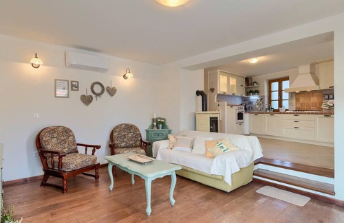 Fuskulin House | 150 m² Maisonette ∙ 3 bedrooms ∙ 6 guests