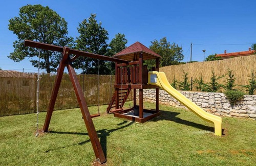 Nedescina House | 150 m² Maisonette ∙ 3 bedrooms ∙ 6 guests