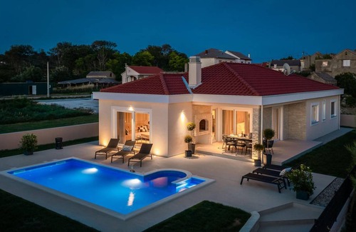 Ljubac House | 154 m² House ∙ 3 bedrooms ∙ 8 guests