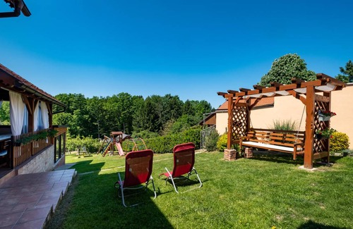 Kravarsko House | 154 m² House ∙ 4 bedrooms ∙ 10 guests