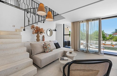 Bilice House | 156 m² House ∙ 4 bedrooms ∙ 8 guests