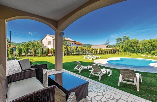 Sarsoni House | 159 m² House ∙ 5 bedrooms ∙ 10 guests