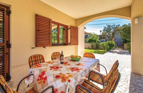 Sarsoni House | 159 m² House ∙ 5 bedrooms ∙ 10 guests