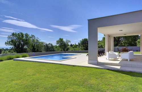Kavran House | 160 m² House ∙ 2 bedrooms ∙ 6 guests