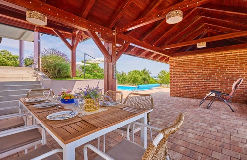 Municipality of Krizevci House | 160 m² House ∙ 3 bedrooms ∙ 6 guests