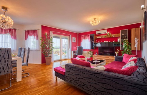Municipality of Krizevci House | 160 m² House ∙ 3 bedrooms ∙ 6 guests