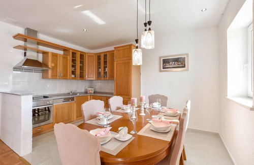 Citluk House | 160 m² Maisonette ∙ 4 bedrooms ∙ 8 guests