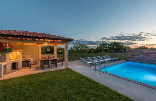 Rojci Villa | 160 m² Villa ∙ 4 bedrooms ∙ 8 guests