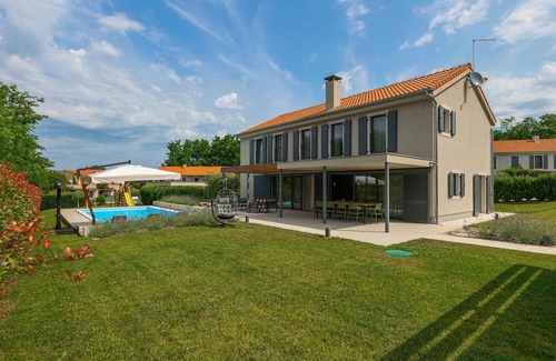 Lasici House | 164 m² House ∙ 4 bedrooms ∙ 8 guests