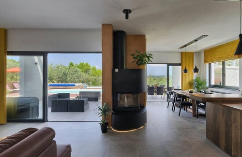 Buje House | 166 m² House ∙ 4 bedrooms ∙ 8 guests