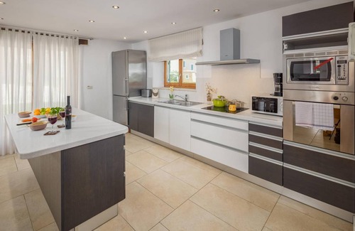 Baredine House | 168 m² House ∙ 4 bedrooms ∙ 8 guests