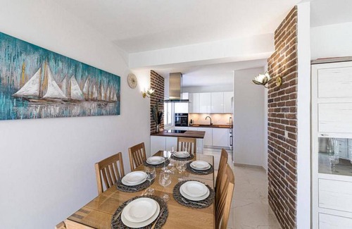 Seget House | 168 m² House ∙ 6 bedrooms ∙ 8 guests