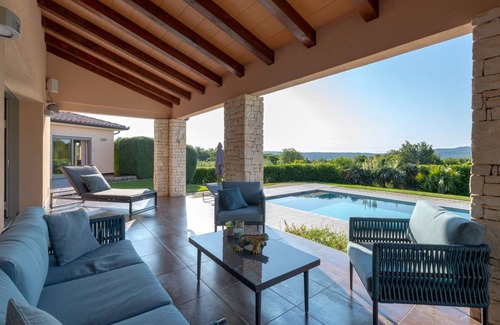 Topid Villa | 168 m² Villa ∙ 3 bedrooms ∙ 6 guests